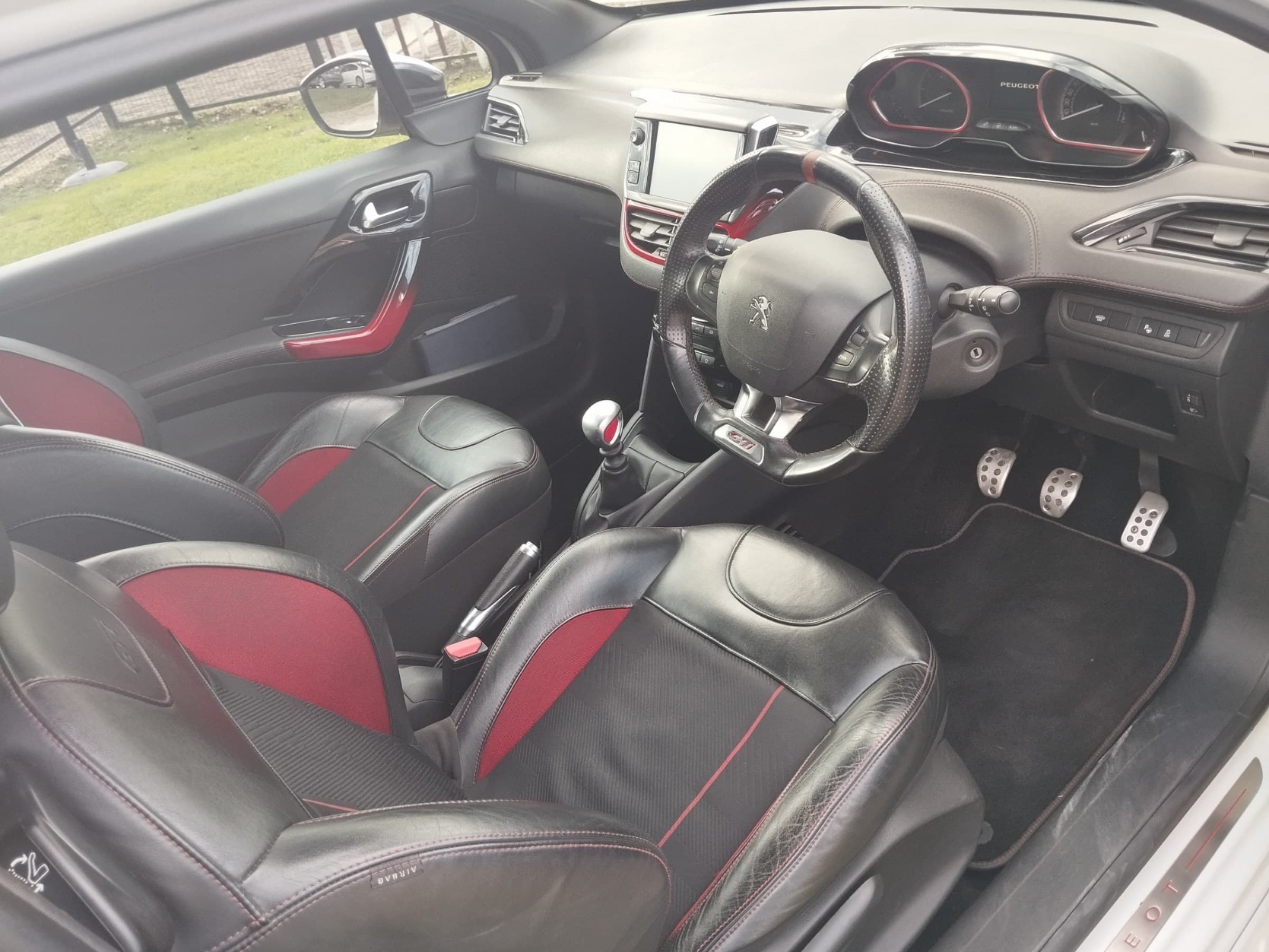 2015 Peugeot 208 GTI for sale in South Africa — photo 9