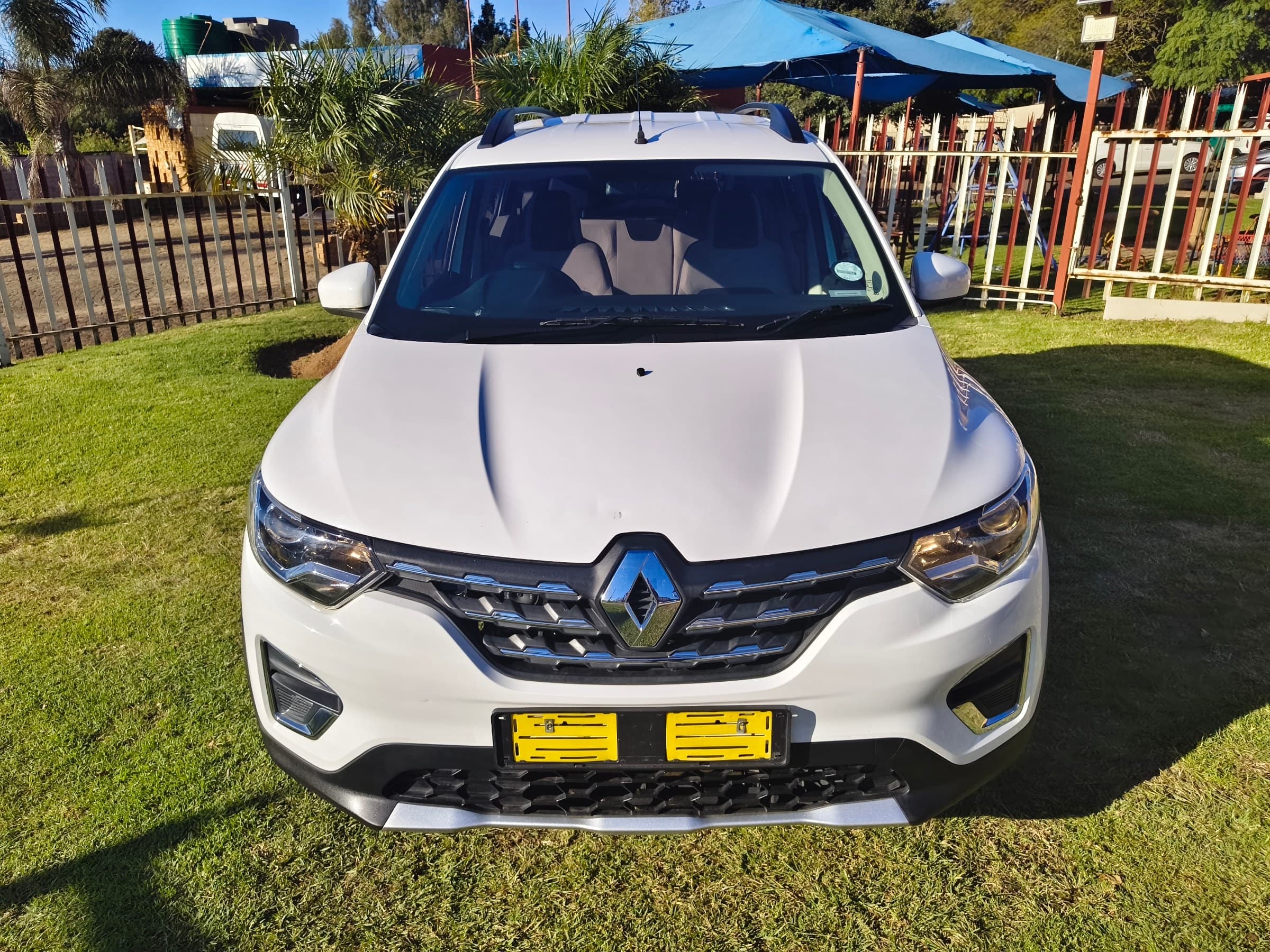 2020 Renault Triber 1.0 Prestige — photo 2