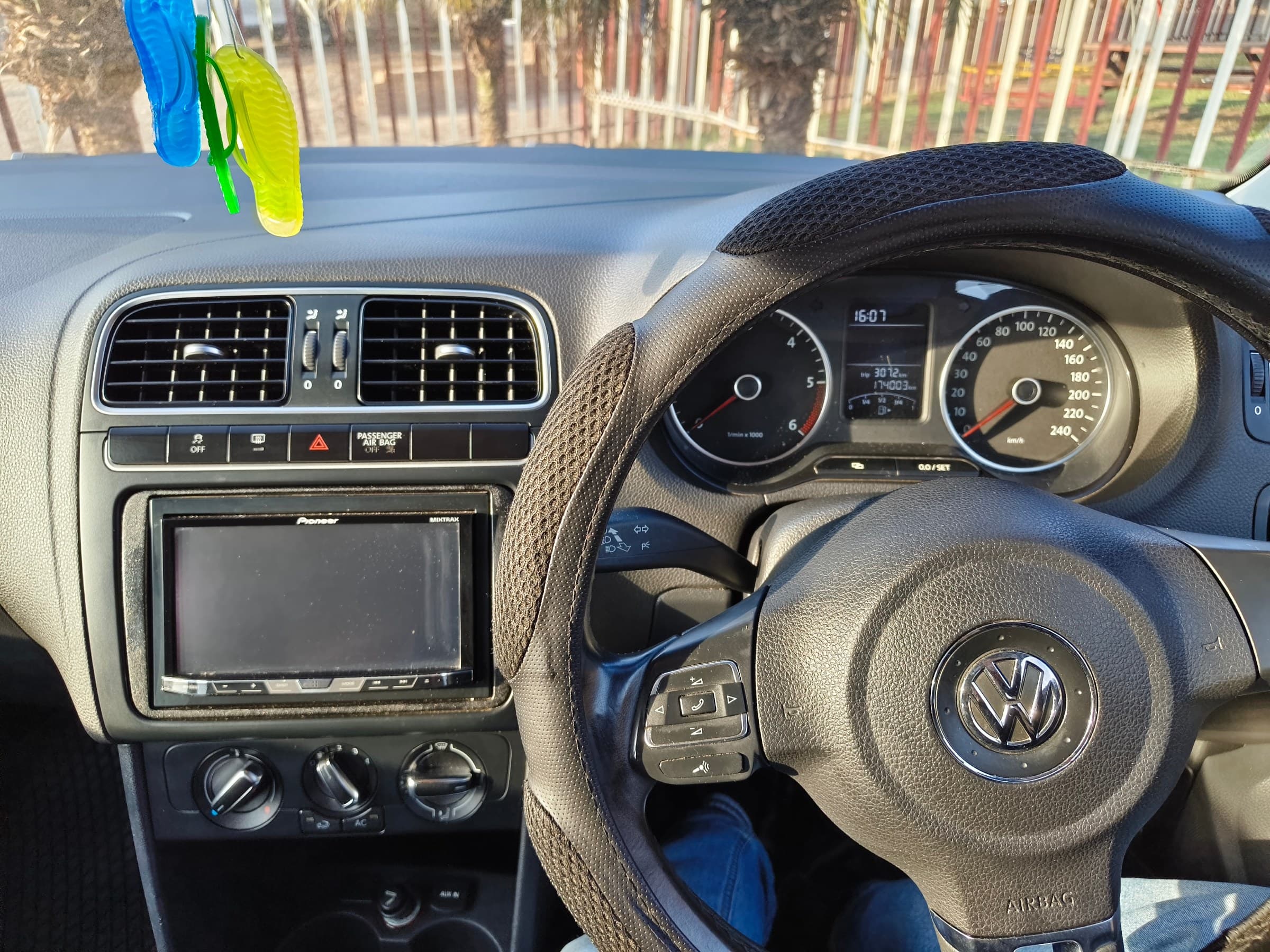 2013 Volkswagen Polo TDI — photo 5