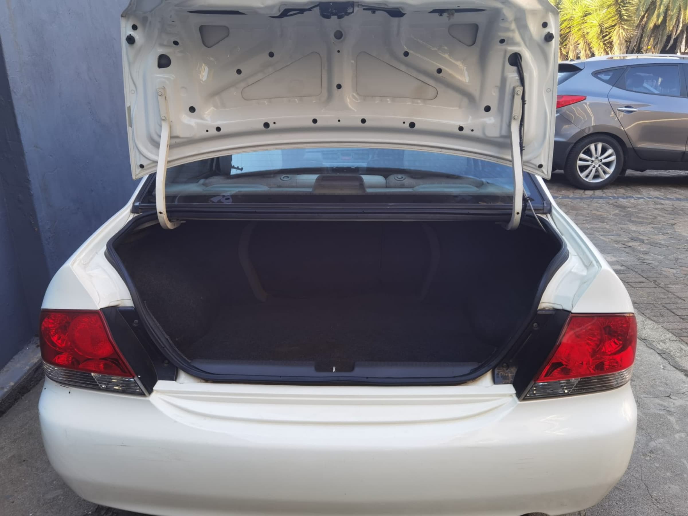 2003 Mitsubishi Lancer for sale in South Africa — photo 6