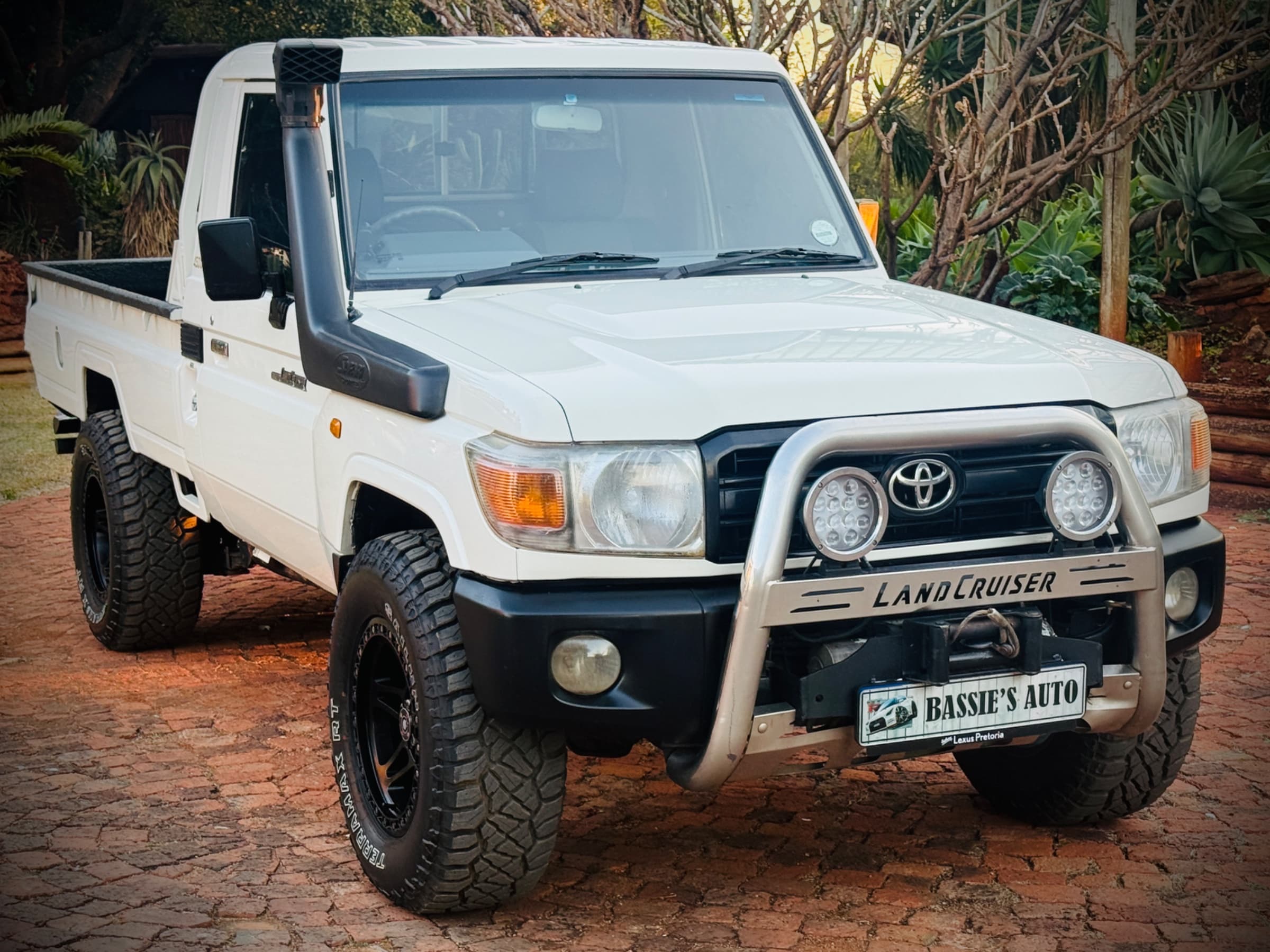 2009 Toyota Land Cruiser 79 Series for sale in South Africa — photo 6