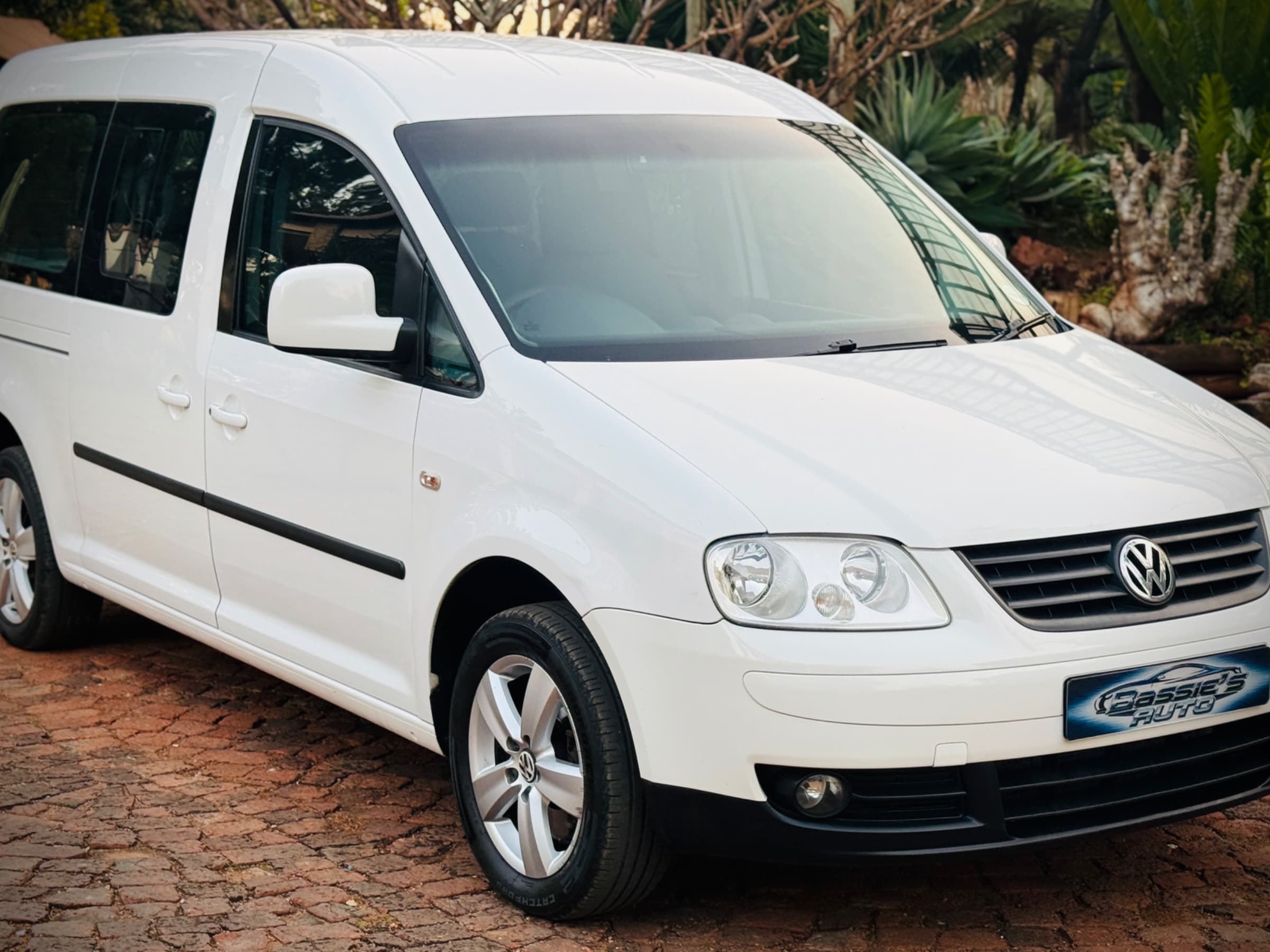 2010 Volkswagen Caddy Maxi 1.9 TDi for sale in South Africa — photo 15