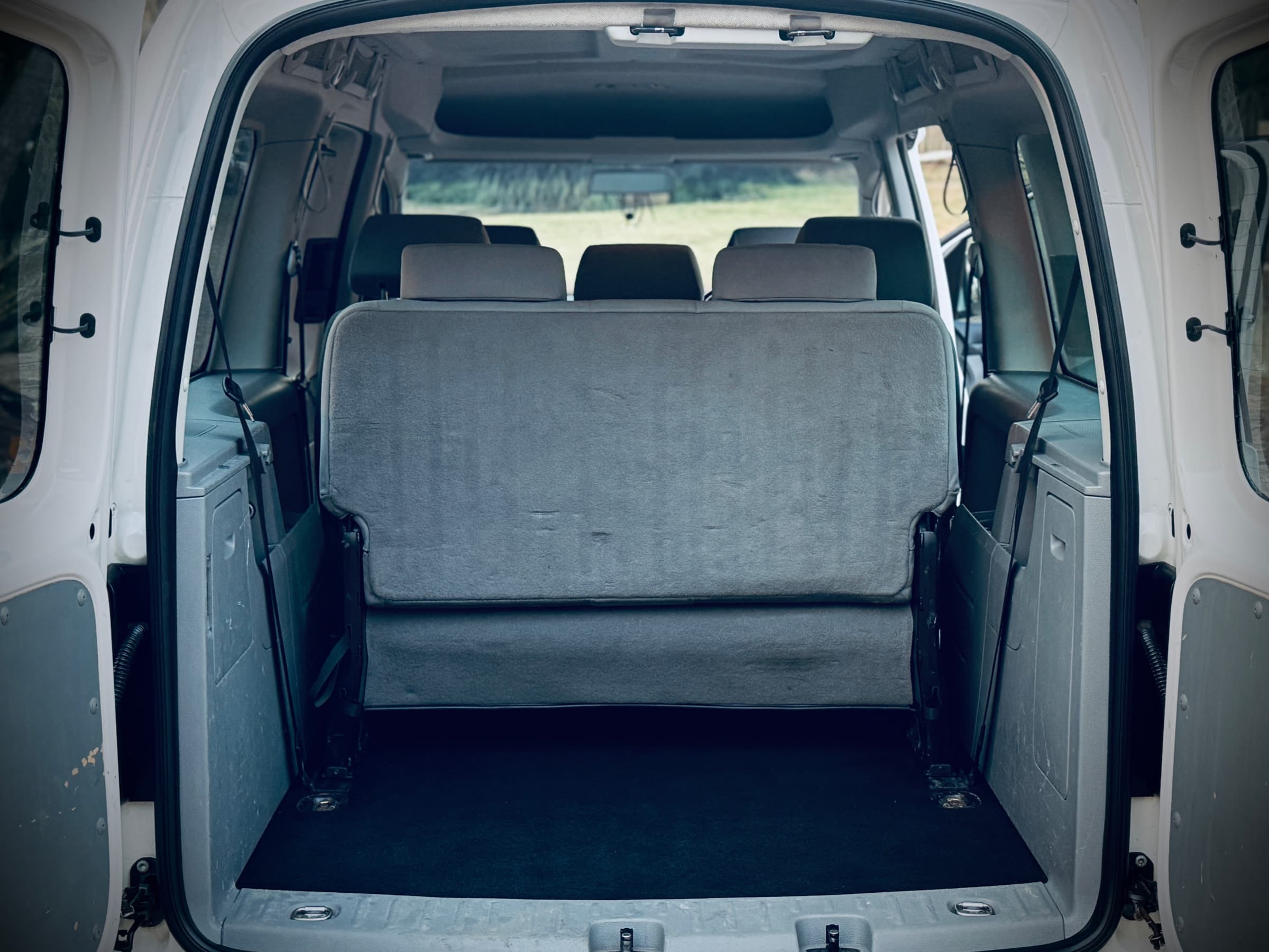 2010 Volkswagen Caddy Maxi 1.9 TDi for sale in South Africa — photo 19