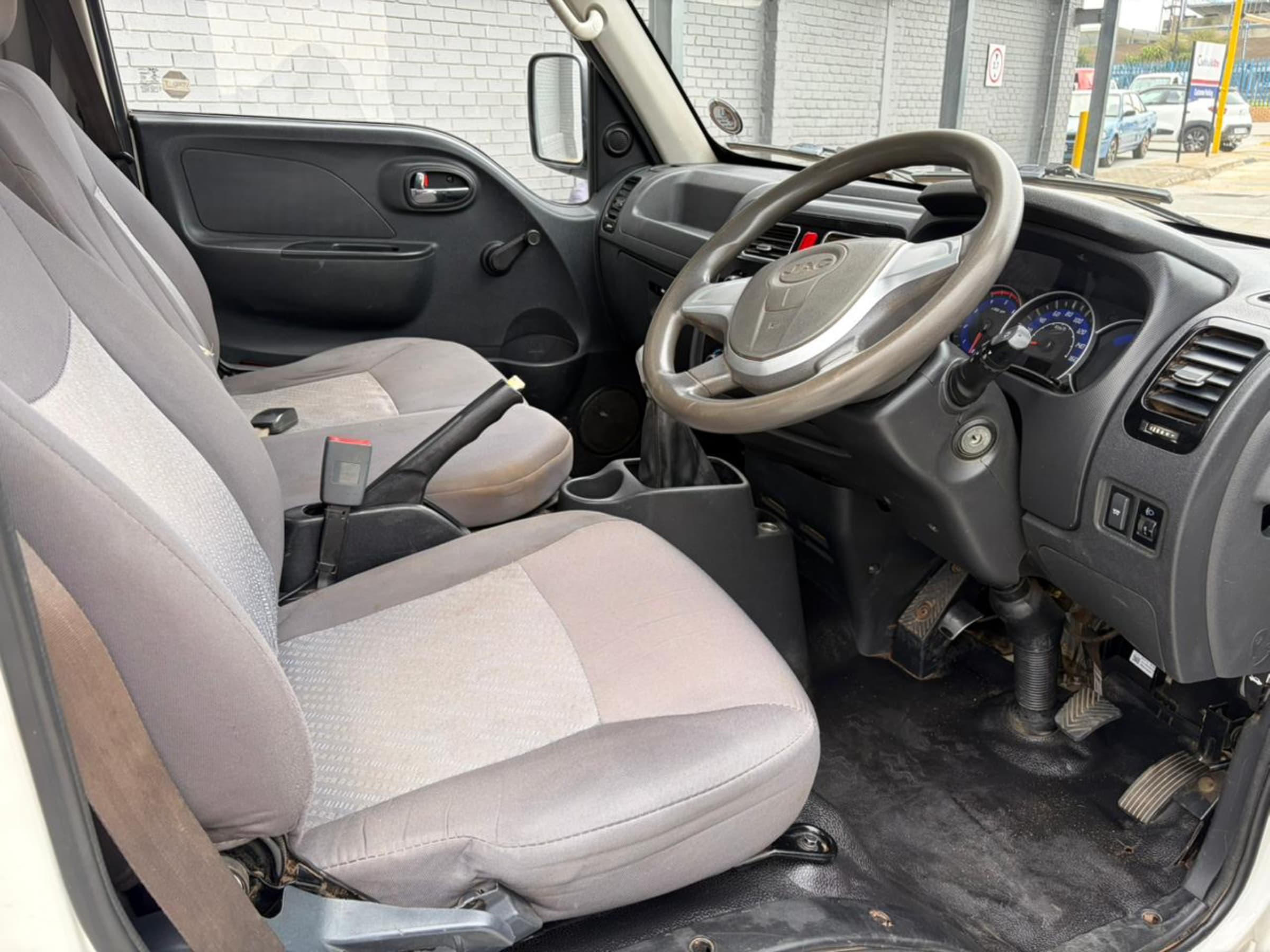 2022 JAC X200 S 2.8 TD 1.5TON DROPSIDE for sale in South Africa — photo 3