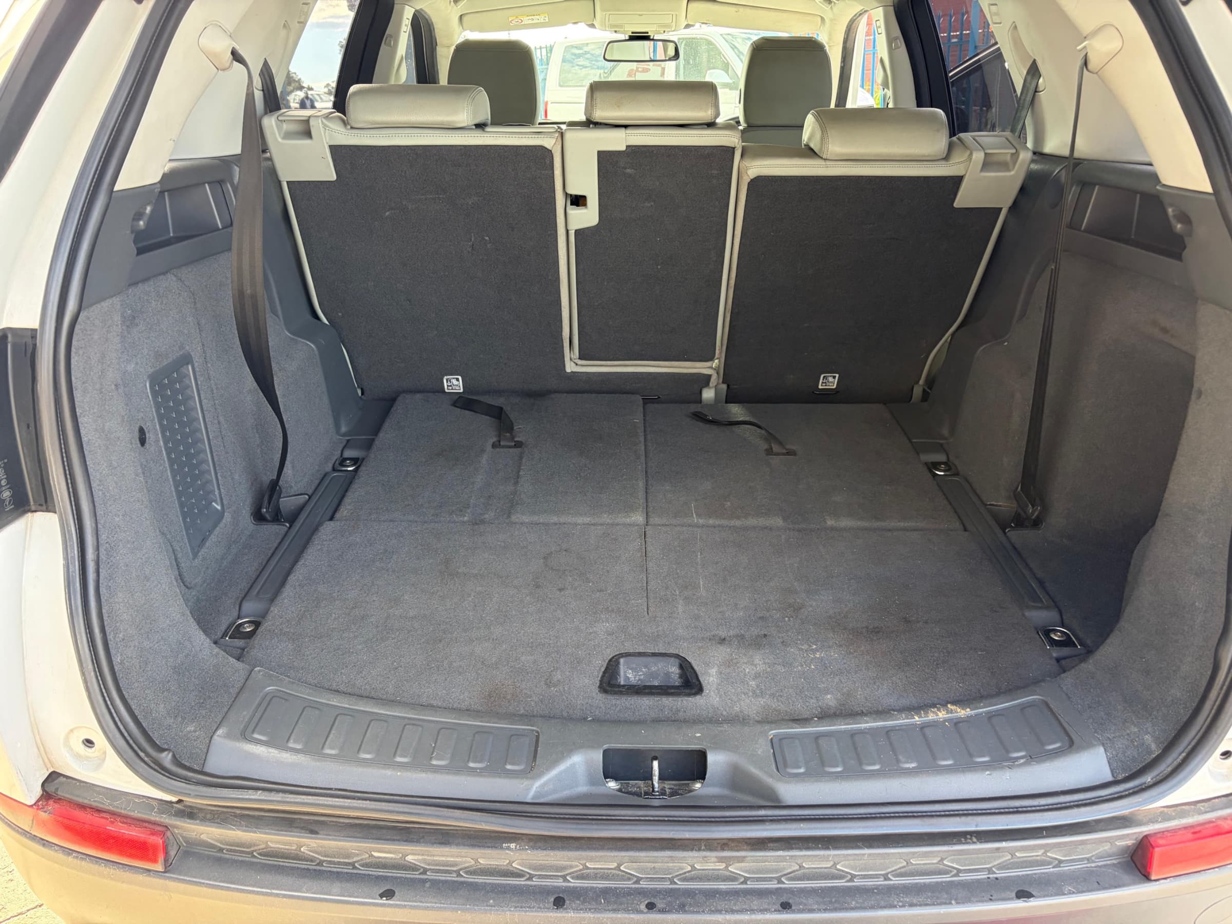 2015 Land Rover Discovery Sport 2.2 SD4 SE for sale in South Africa — photo 7