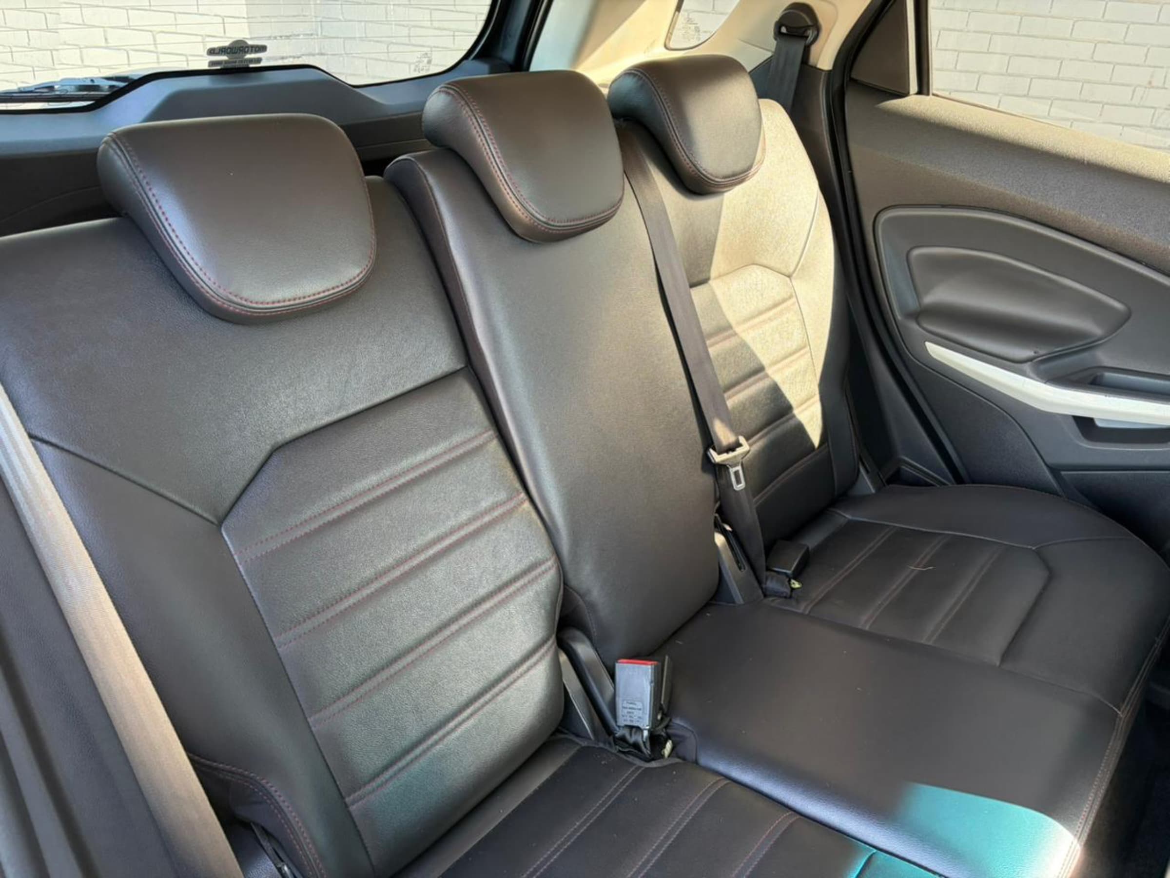 2015 Ford EcoSport 1.0 EcoBoost Titanium for sale in South Africa — photo 7