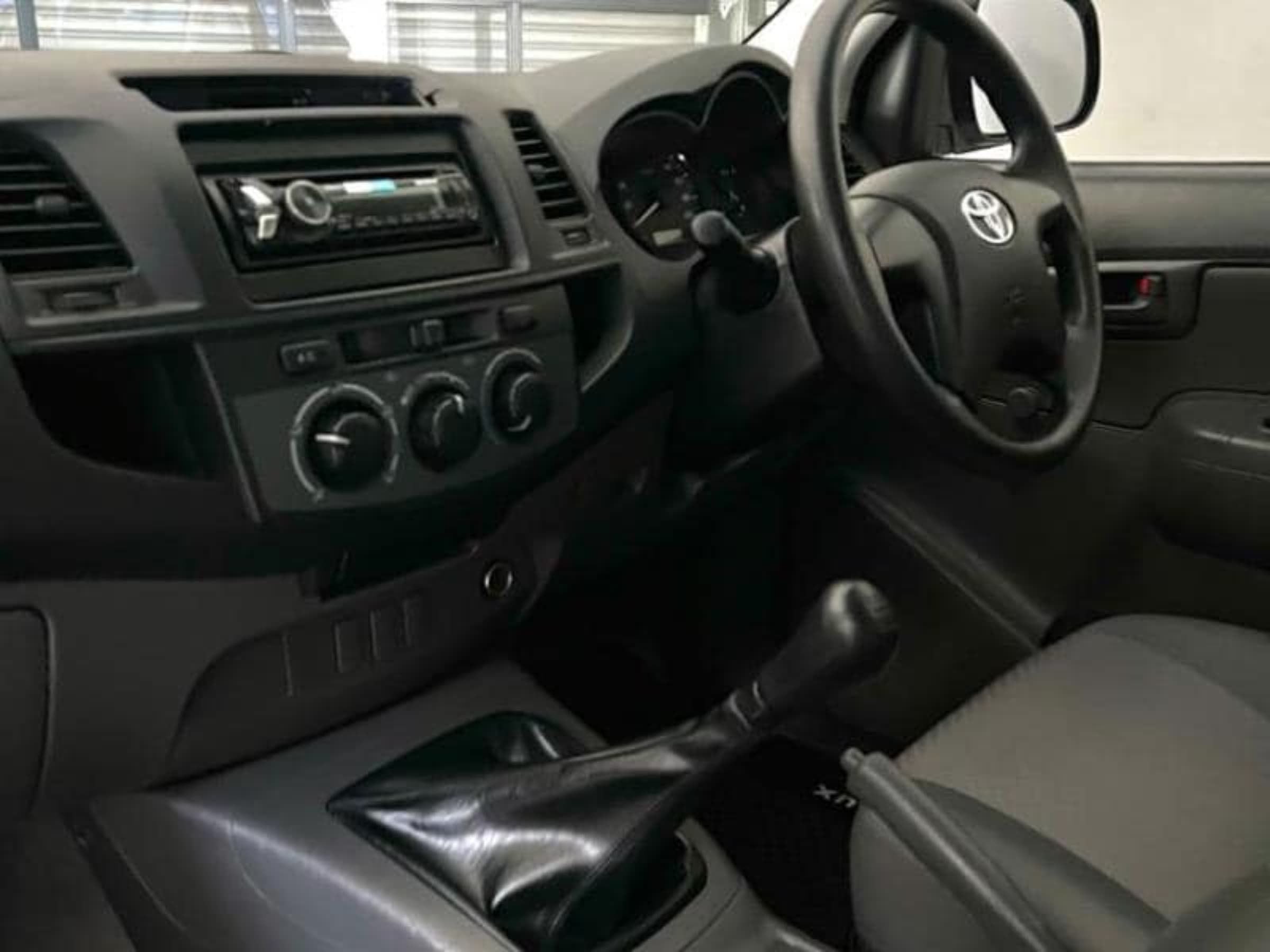 2017 Toyota Hilux GD-6 for sale in South Africa — photo 4