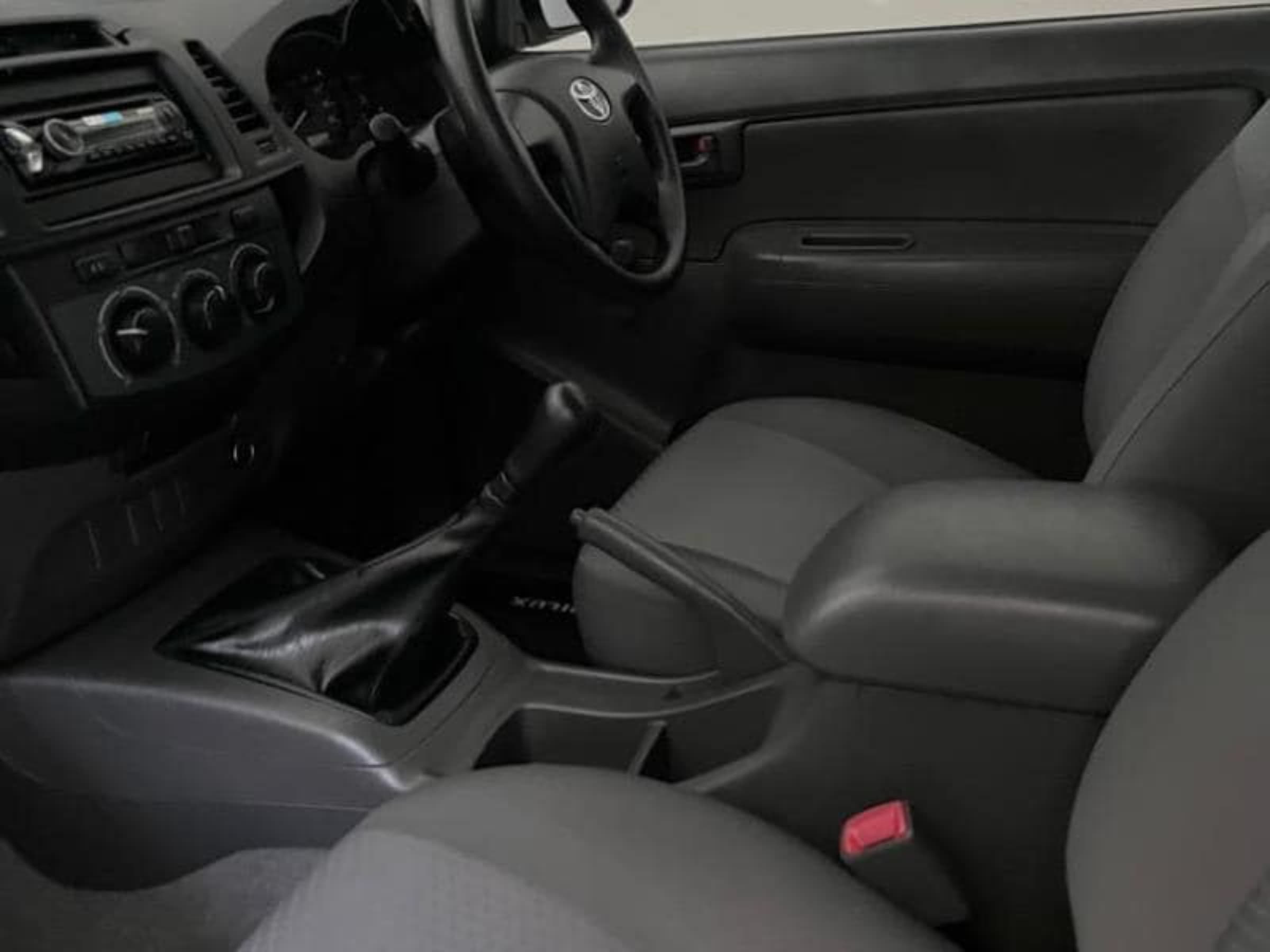 2017 Toyota Hilux GD-6 for sale in South Africa — photo 5