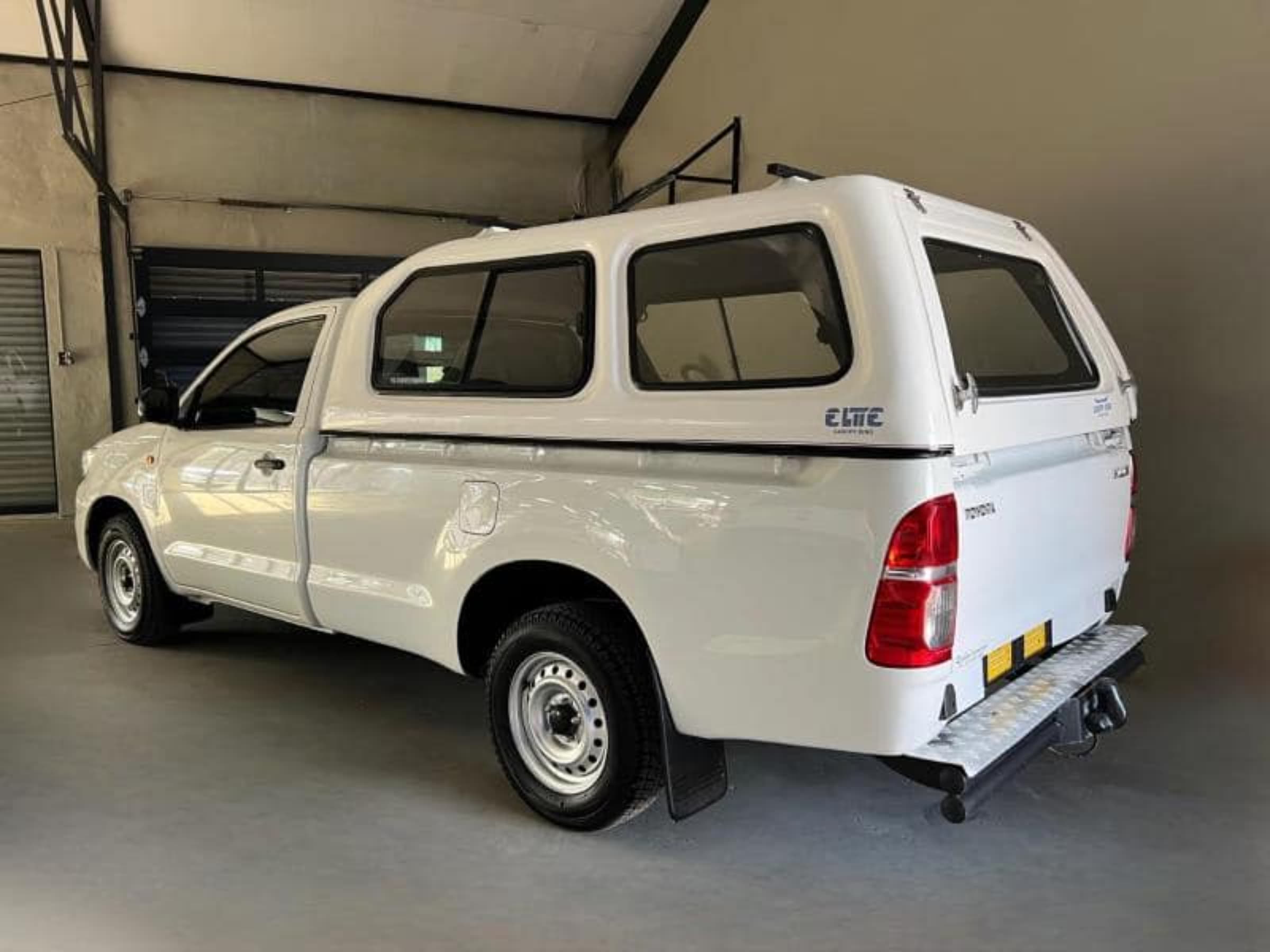 2017 Toyota Hilux GD-6 for sale in South Africa — photo 7
