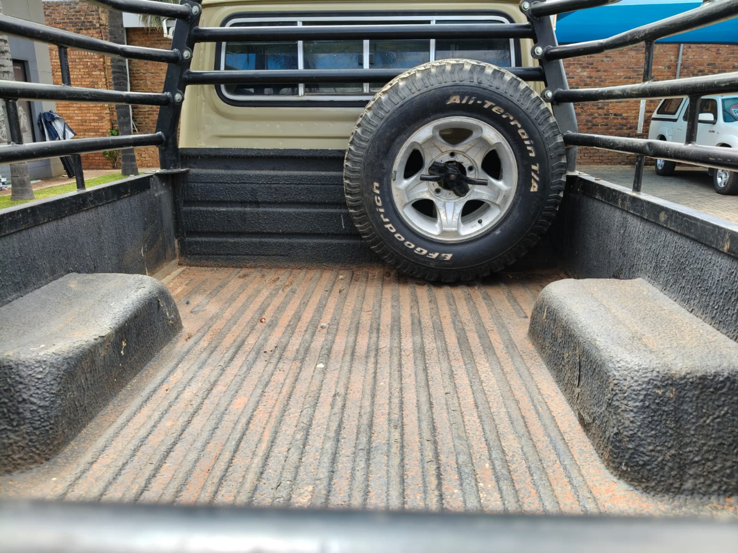 2016 Toyota Land Cruiser 300 VX-R for sale in South Africa — photo 6