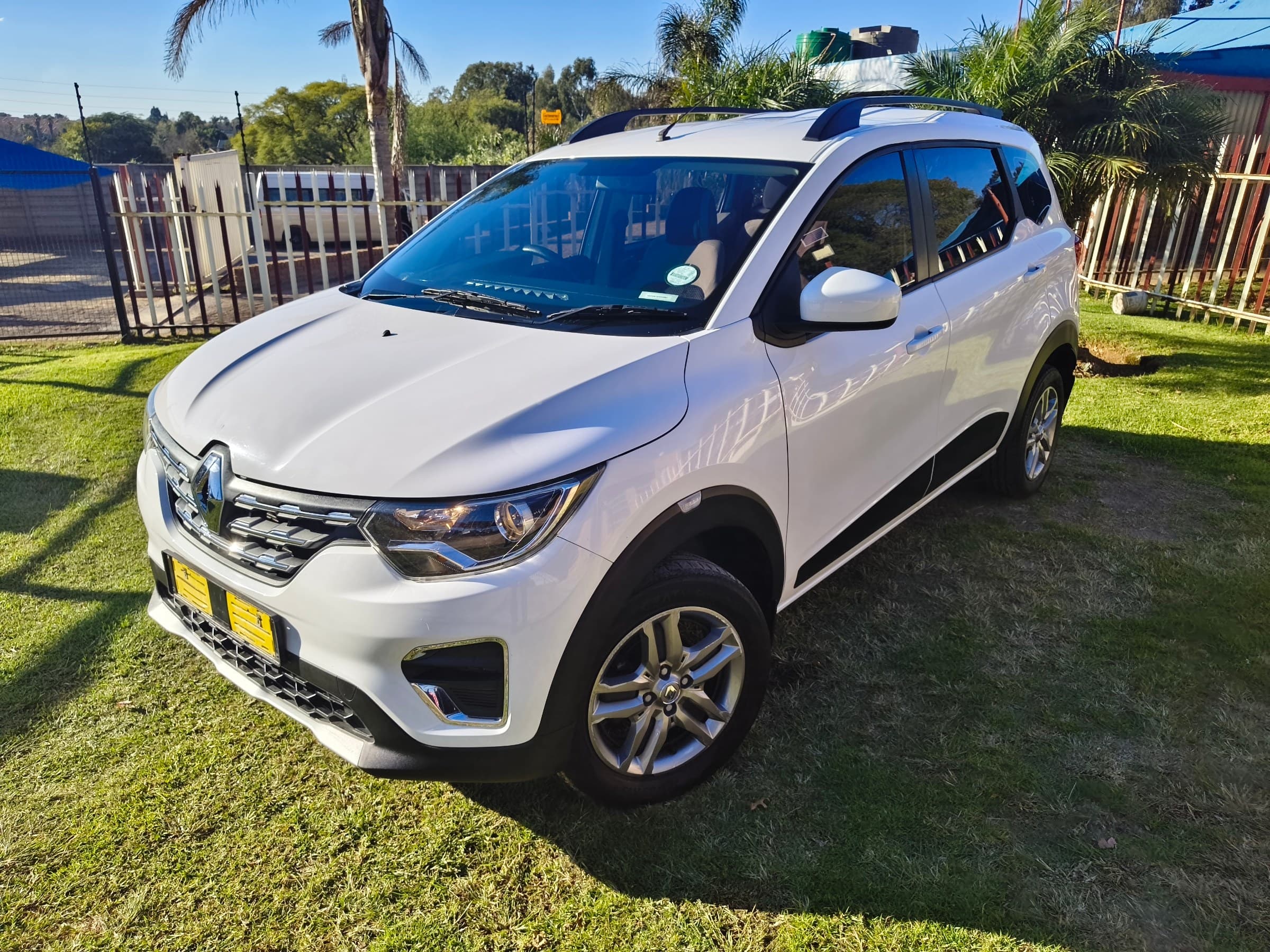 2020 Renault Triber 1.0 Prestige for sale in South Africa