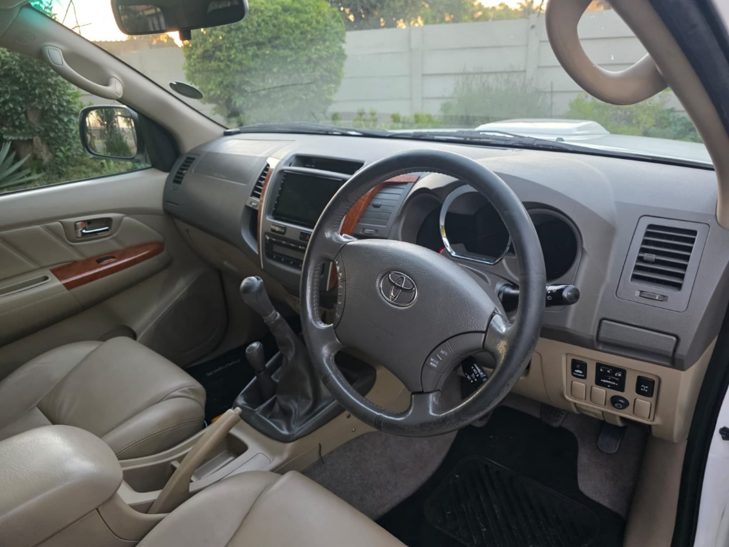 2010 Toyota Fortuner D4D 4x4 for sale in South Africa — photo 10