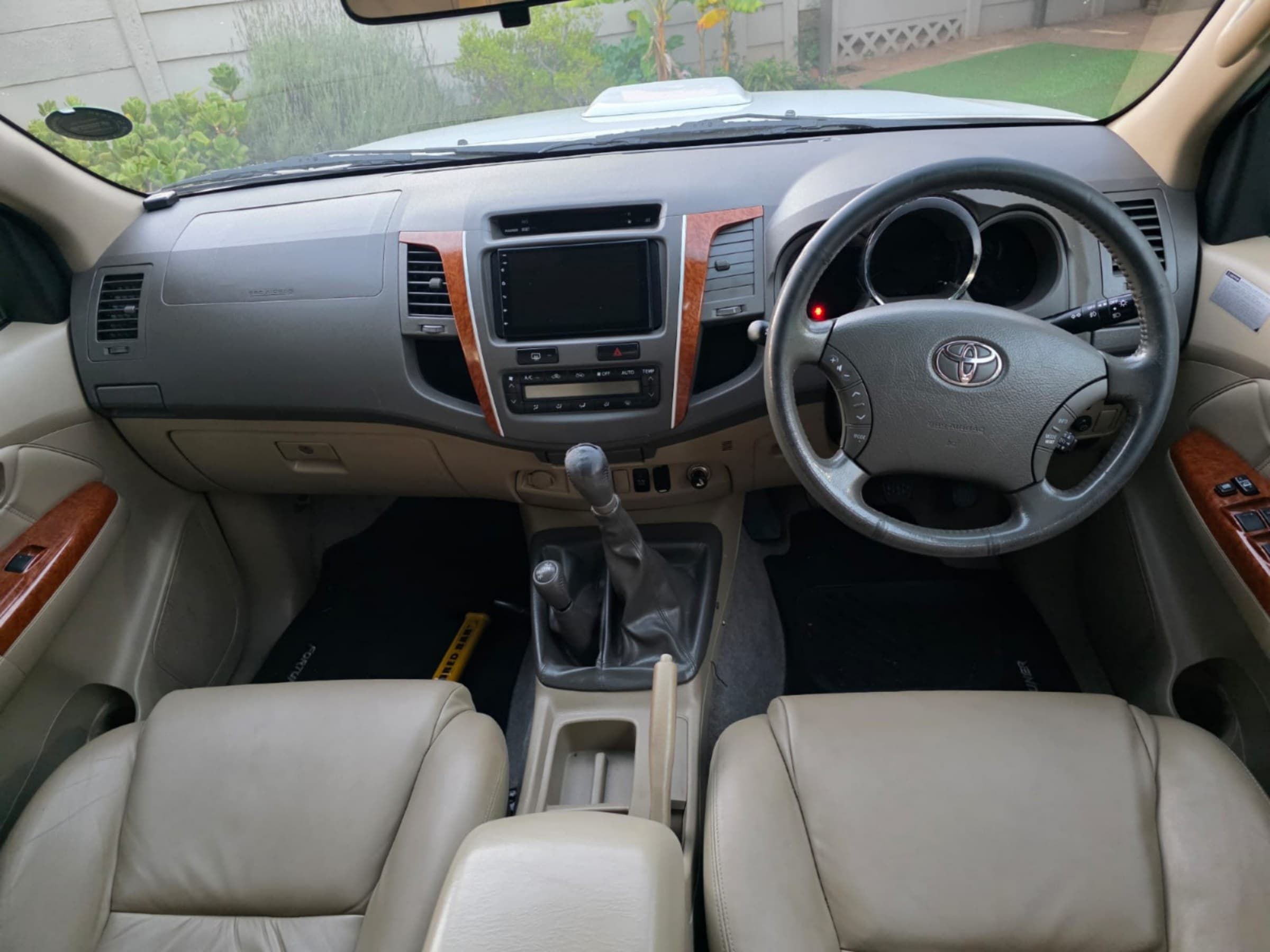 2010 Toyota Fortuner D4D 4x4 for sale in South Africa — photo 12