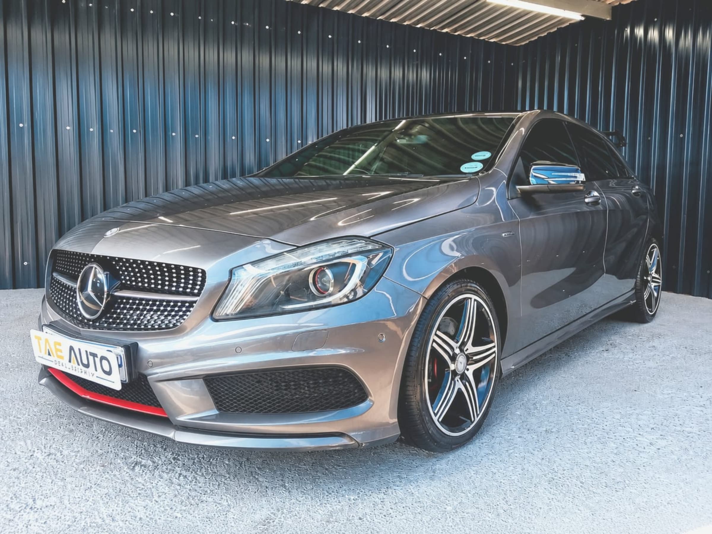 2015 Mercedes-Benz A-Class A250 SPORT A/T for sale in South Africa — photo 2