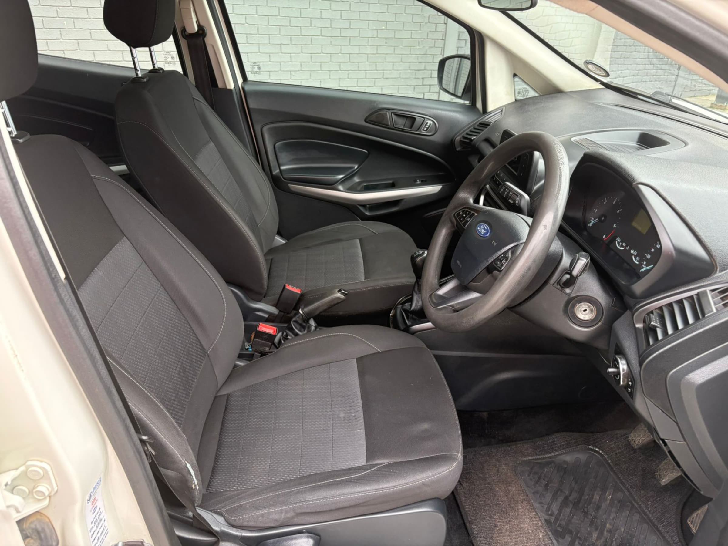 2019 Ford EcoSport 1.5TDCi Ambiente for sale in South Africa — photo 3