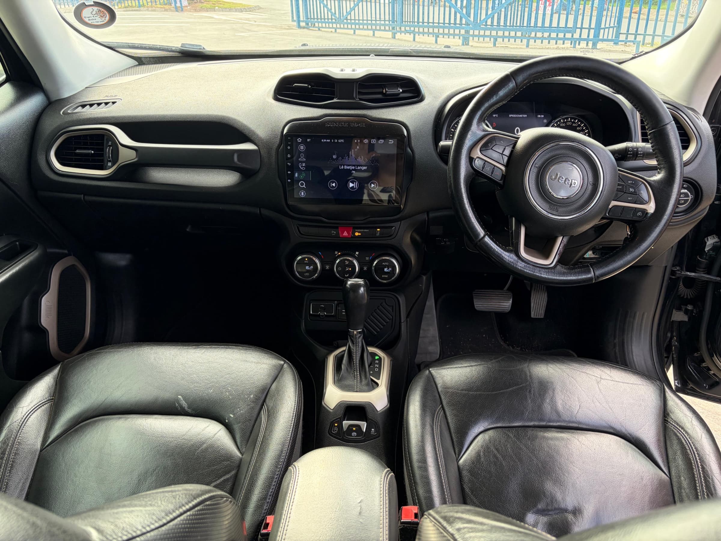 2016 Jeep Renegade 1.4 Tjet LTD for sale in South Africa — photo 5